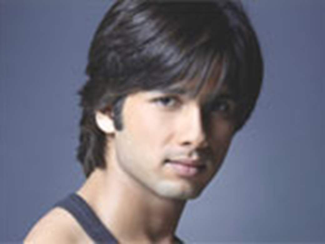 Shahid's new look! | India Forums