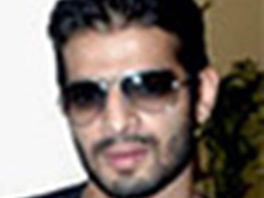 Karan Patel Shared An Adorable Picture