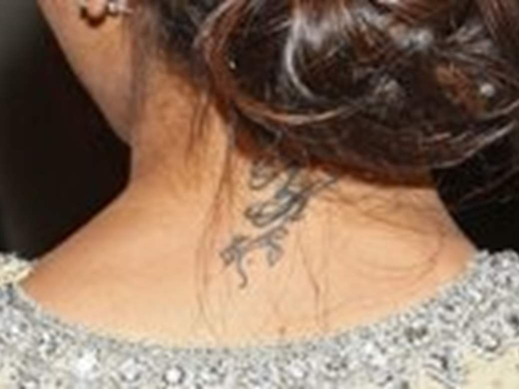 Deepika Padukone's Toned Back & RK Tattoo Are Breaking The Internet, View  Pics