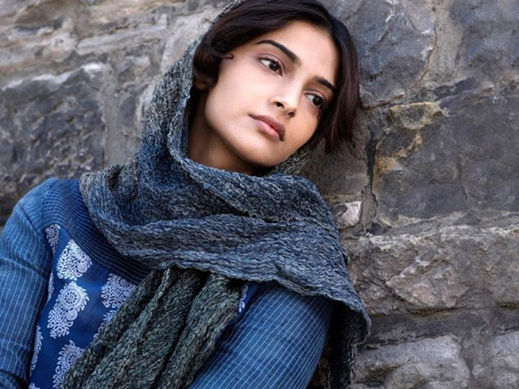 Sonam Kapoor Sex Chut - Sonam Kapoor poured her heart out in this letter! MUST READ | India Forums