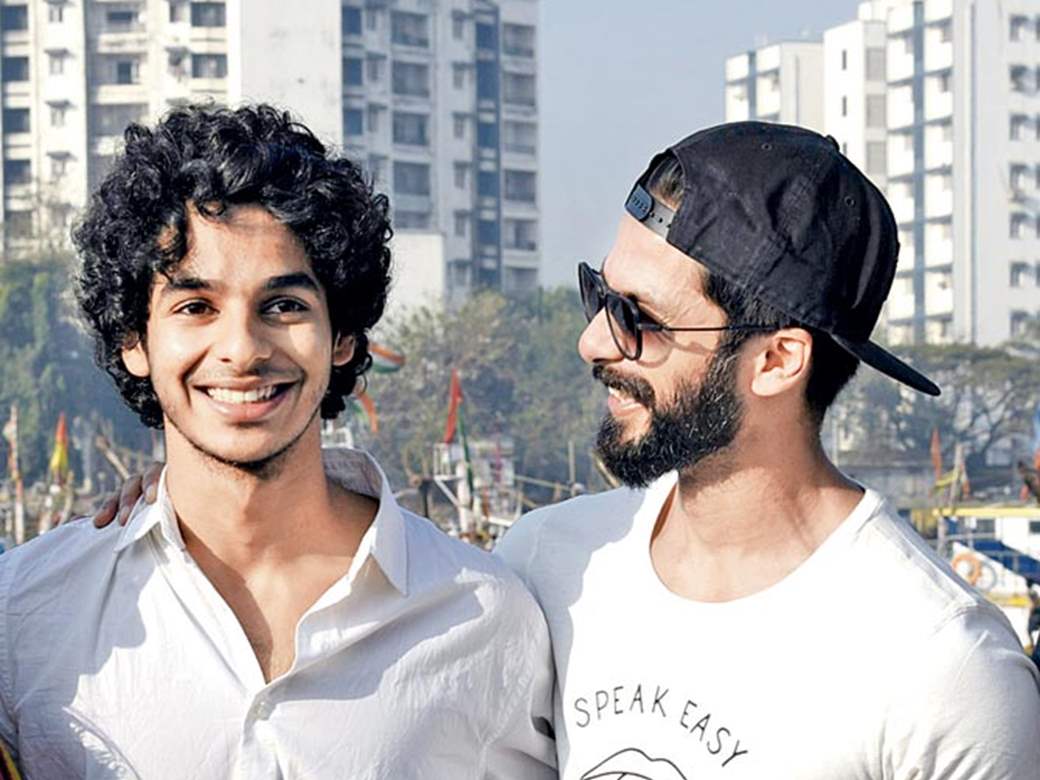 Ranbir Kapoor Ishaan Khatter Enjoy Sunday Football Match