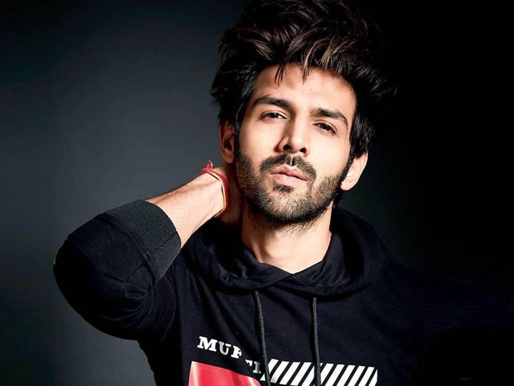 Will Kartik Aaryan Chop Off his Sexy hair and go Bald for a role? | India  Forums
