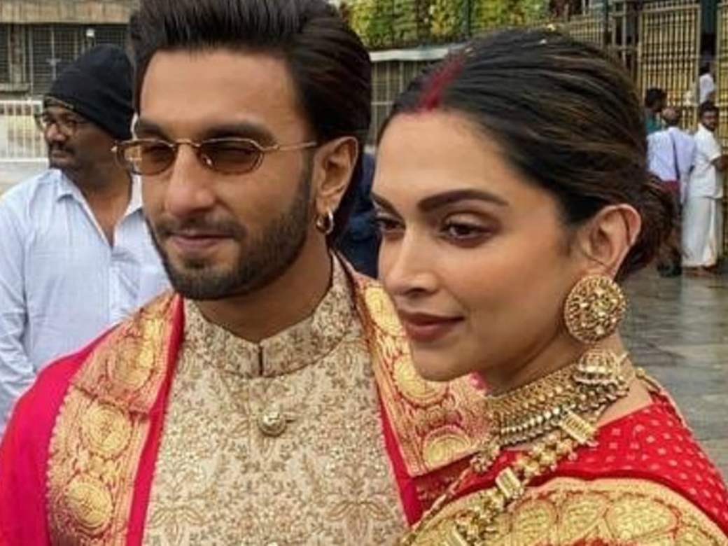 Deepika Padukone And Ranveer Singh Seek Blessings At Golden Temple