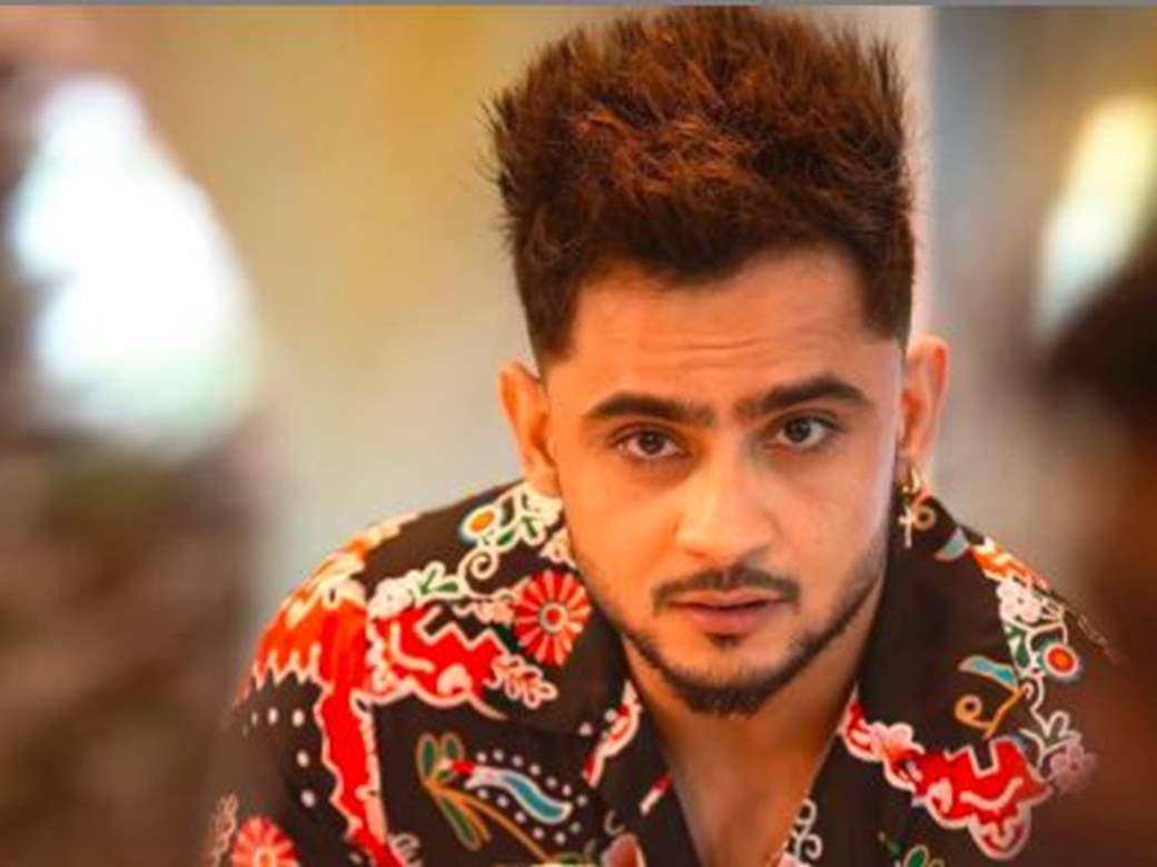 Main Tera Ho Gaya: Millind Gaba croons a romantic melody | Punjabi Movie  News - Times of India