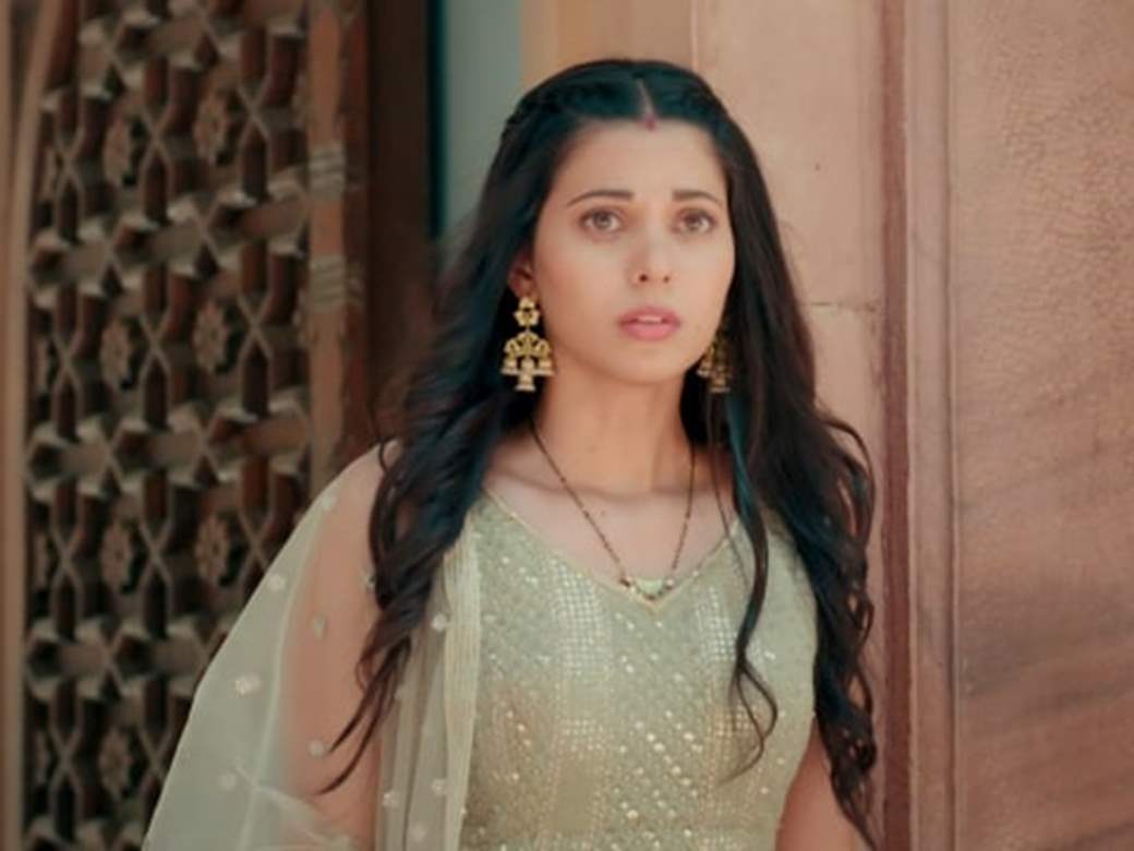 Pandya Store: Raavi returns to Pandya House and vows to not leave, how will  Shiva react?