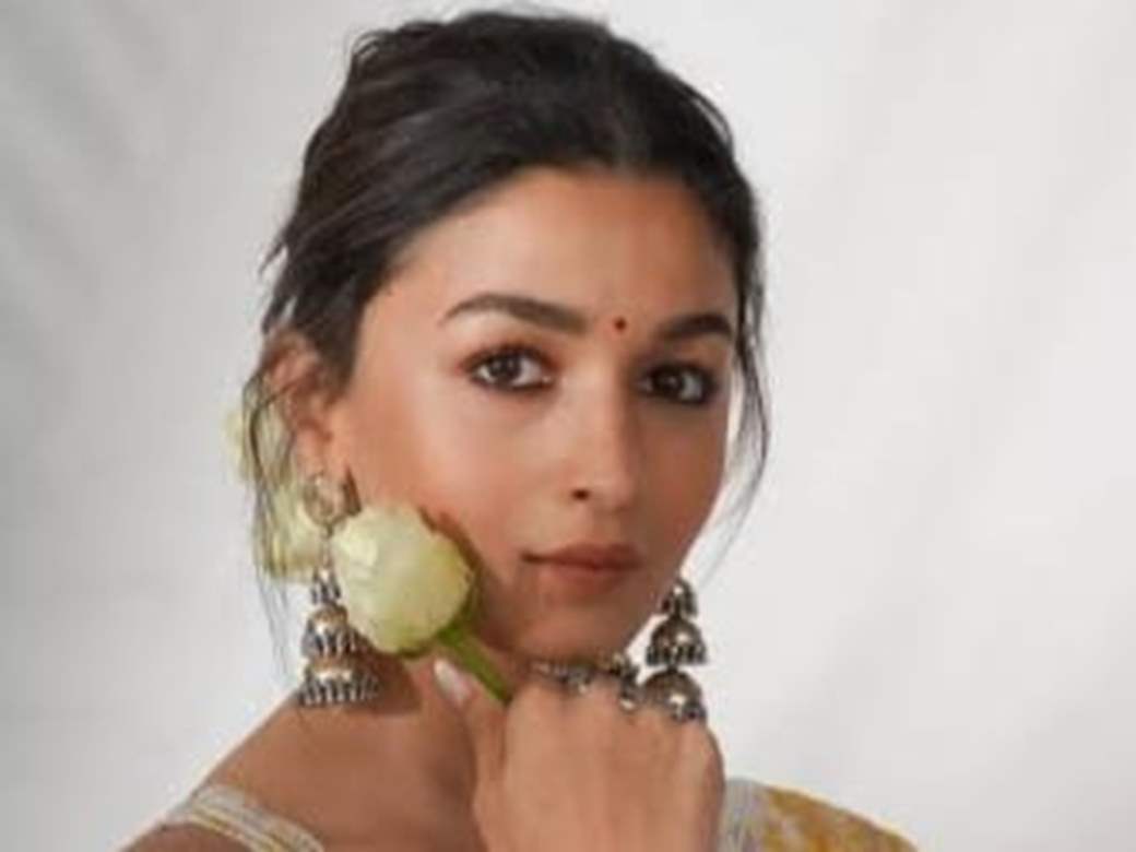 Gangubai Kathiawadi collects Rs. 68.93 in Week 1, Alia Bhatt thanks fans  for the success