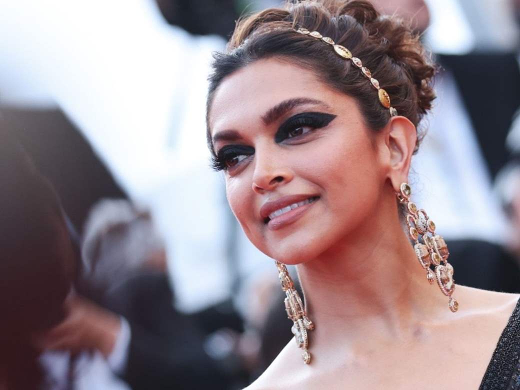Deepika Padukone's dramatic short haircut will convince you to go for a  chop | Vogue India