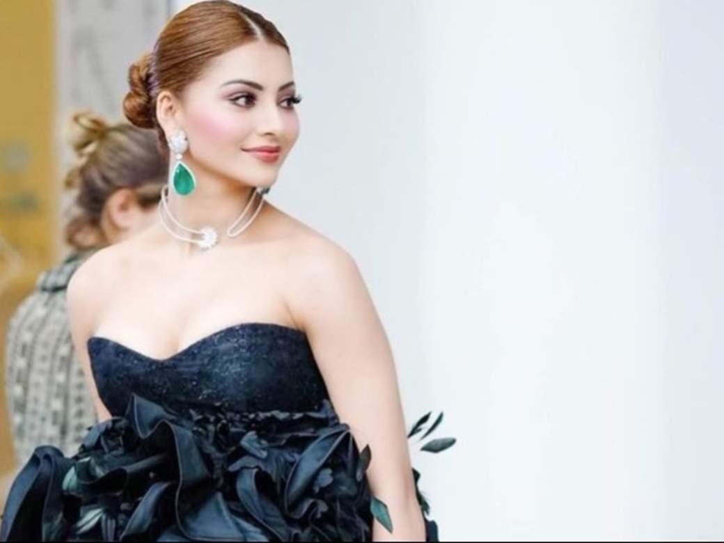 Urvashi Rautela casts her magic in thigh-high slit ruffled gown at Cannes  2022 | India Forums
