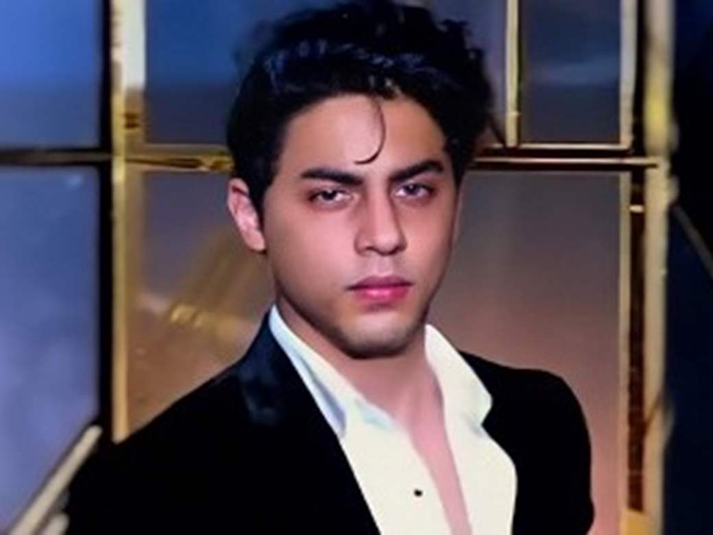 SRK's son Aryan Khan to debut in Bollywood as a writer?