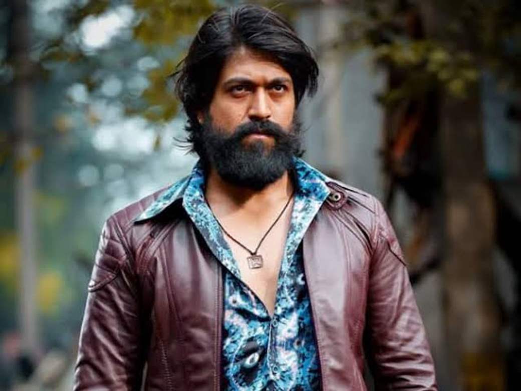 Shah Rukh Khan likely to team up with 'KGF' star Yash for a massive film,  source says 'Both the actors...' – Firstpost