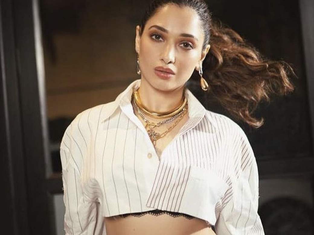 Tamannaah Bhatia exudes 70's vibes in lace bralette, embroidered bomber  jacket and baggy denims from Sabyasachi x H&M collection worth Rs. 18,195 :  Bollywood News - Bollywood Hungama