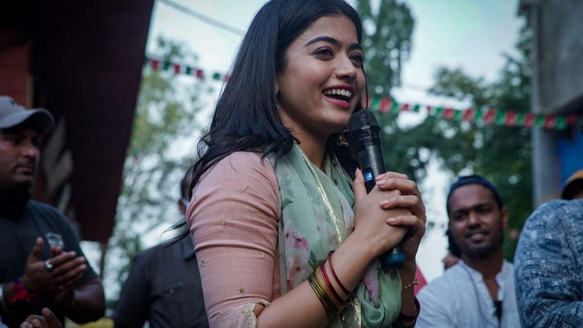 Rashmika Mandanna gives the final call and wraps up the shoot of her