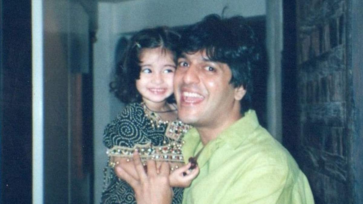 Ananya Panday Shares Some Goofy Pictures Of Dad Chunky Panday On His ...