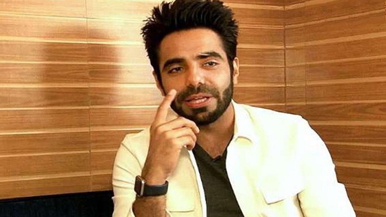 Rock The Vote: Aparshakti Khurana & Jasleen Royal | #RockTheVote | Aparshakti  Khurana & Jasleen Royal talk about what artistic freedom means to them &  the recent ban on Pakistani artists #Elections2019... |