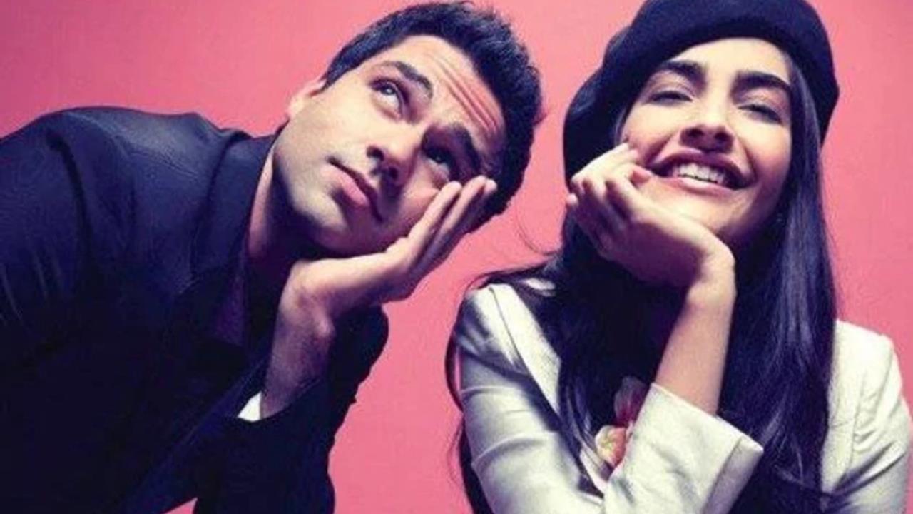 8238 abhay deol slams his own film raanjhanaa costarring sonam kapoor and dhanush for glorifying sexual h