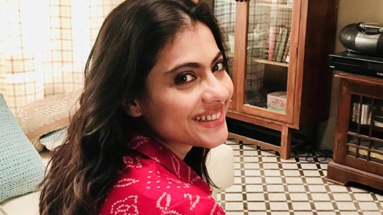 When Kajol-Nysa Couldn't Stop Laughing! - Rediff.com