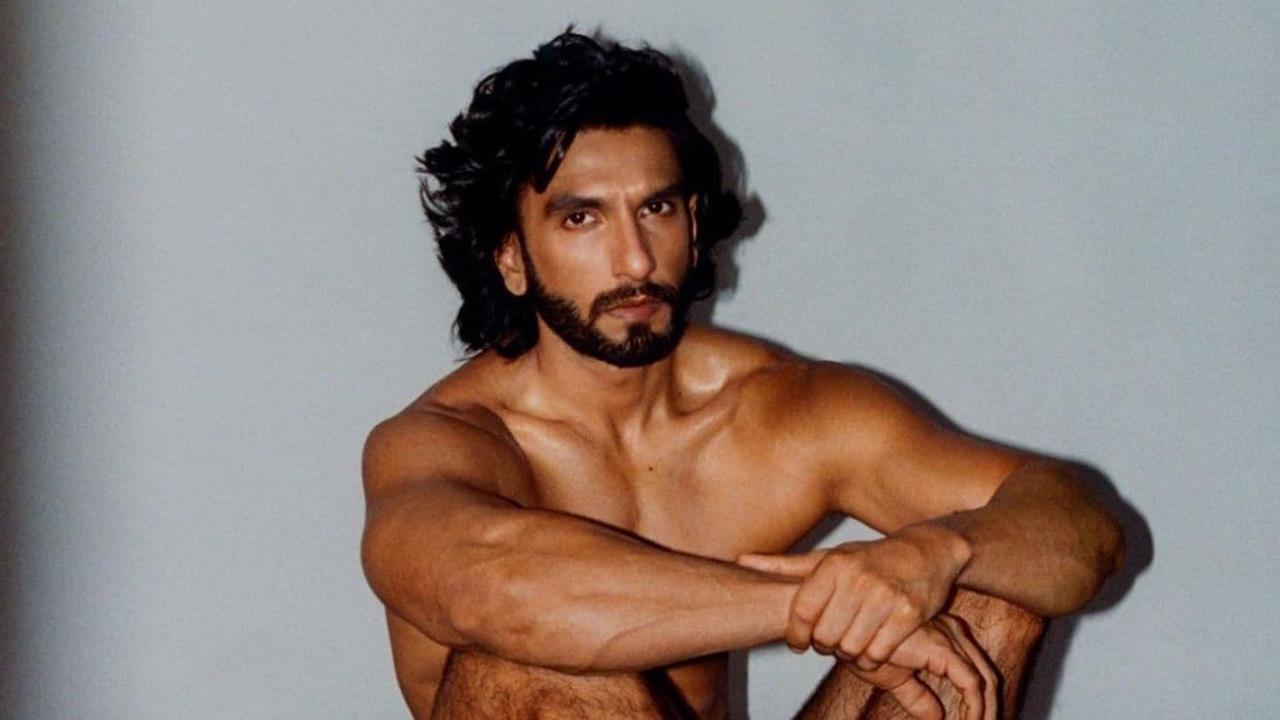 Ranveer Singh gives statement to Mumbai Police in the nude photoshoot  incident | India Forums