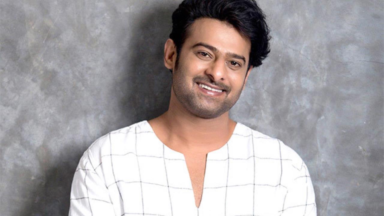 Prabhas Amazes Fans In First Glimpse Of 'The Raja Saab', Release Set ...