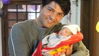 Diya Aur Baati Hum actor Anas Rashid shares the FIRST PICTURE of his daughter coming home