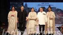 Sonam Kapoor And Karan Johar Rock The Ramp Of Abu Jani Sandeep Khosla