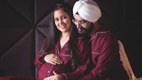 Singer Harshdeep Kaur welcomes baby boy with husband, Mankeet Singh