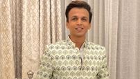 'Indian Idol' fame Abhijeet Sawant tests positive for COVID-19