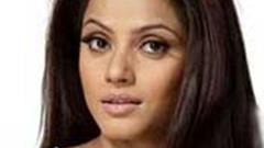 Can Neetu Chandra be the next 'Controversy Queen'?