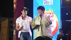 Hrithik Roshan visits Falguni Pathak's garba night; teaches her 'Ek Pal Ka Jeena' step