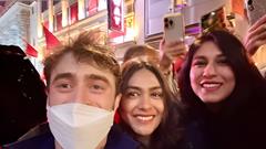 Mrunal Thakur's Magical Encounter: A fan Moment with Harry Potter star Daniel Radcliffe - PICS Thumbnail