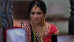 Ghum Hai Kisikey Pyaar Meiin: Savi vows to protect her family, even at the cost of her own sacrifice Thumbnail