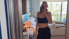 Sonam Kapoor stuns in mirror selfie, showcasing remarkable 20kg weight loss post-pregnancy Thumbnail
