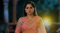 Yeh Rishta Kya Kehlata Hai: Ruhi returns to the Poddar mansion Thumbnail