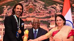 Arjun Rampal honored with 'Champions of Change' award for contribution to films