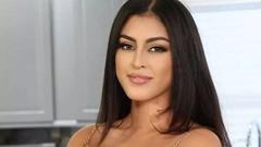 Adult Star Sophia Leone found dead at 26; fourth adult star death in two months Thumbnail
