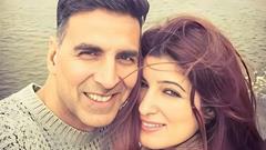 Akshay Kumar & Twinkle's date night selfie ignites the gram: 