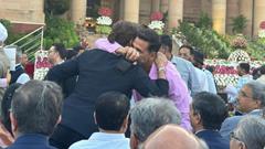 Shah Rukh Khan, Akshay Kumar share wholesome hug at the swearing-in ceremony of PM Modi; end of fan wars?  Thumbnail