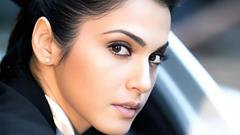 Isha Koppikar reveals casting couch: I was asked to meet alone, but i refused Thumbnail