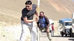 National Sports Day: Sidharth Malhotra posts TOO HOT TO HANDLE throwback cricket video with Fawad Khan Thumbnail