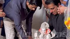 Sonu Sood bids farewell to Bappa and performs Ganpati Visarjan with his wife Thumbnail