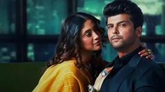 Kushal Tandon opens up about dating Shivangi Joshi Thumbnail