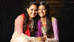 Nooran Sisters sing for a TV show
