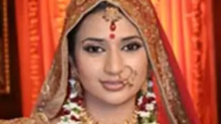 Catchy Situations with Divyanka Tripathi!! Thumbnail