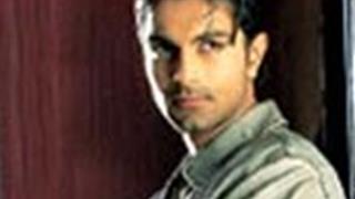 Celeb Gizmo - Ashmit Patel Thumbnail