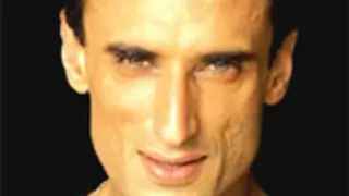 Celeb Gizmo -Rahul Dev Thumbnail