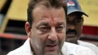 Sanjay Dutt to spend another night in jail Thumbnail