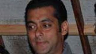 Salman back in Mumbai