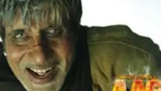 Why is Ramu being picked on for 'Aag', asks Amitabh