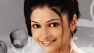 The wistful Prachi Desai Thumbnail