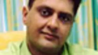 Once again Sanjay Jumaani goes right!