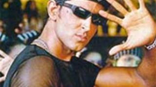 Hrithik turns item boy with 'Krazzy 4' Thumbnail